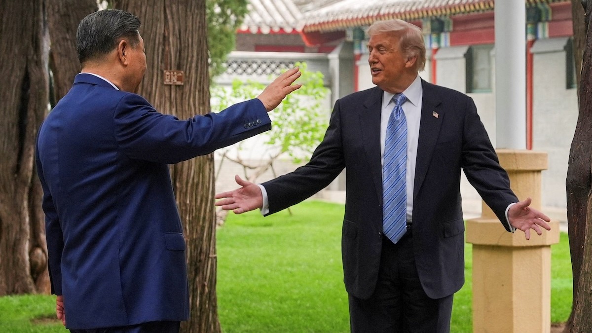 Prezident Donald Trump sa v piatok 15. mája 2026 rozprával s čínskym prezidentom Si Ťin-pchingom v rezidencii vedenia provincie Zhongnanhai v Pekingu.