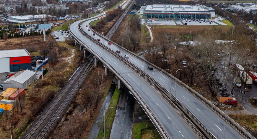 Estakady w ciągu Alei Jana III Sobieskiego muszą być wyremontowane. Prace ruszą w ciągu kilku miesięcy