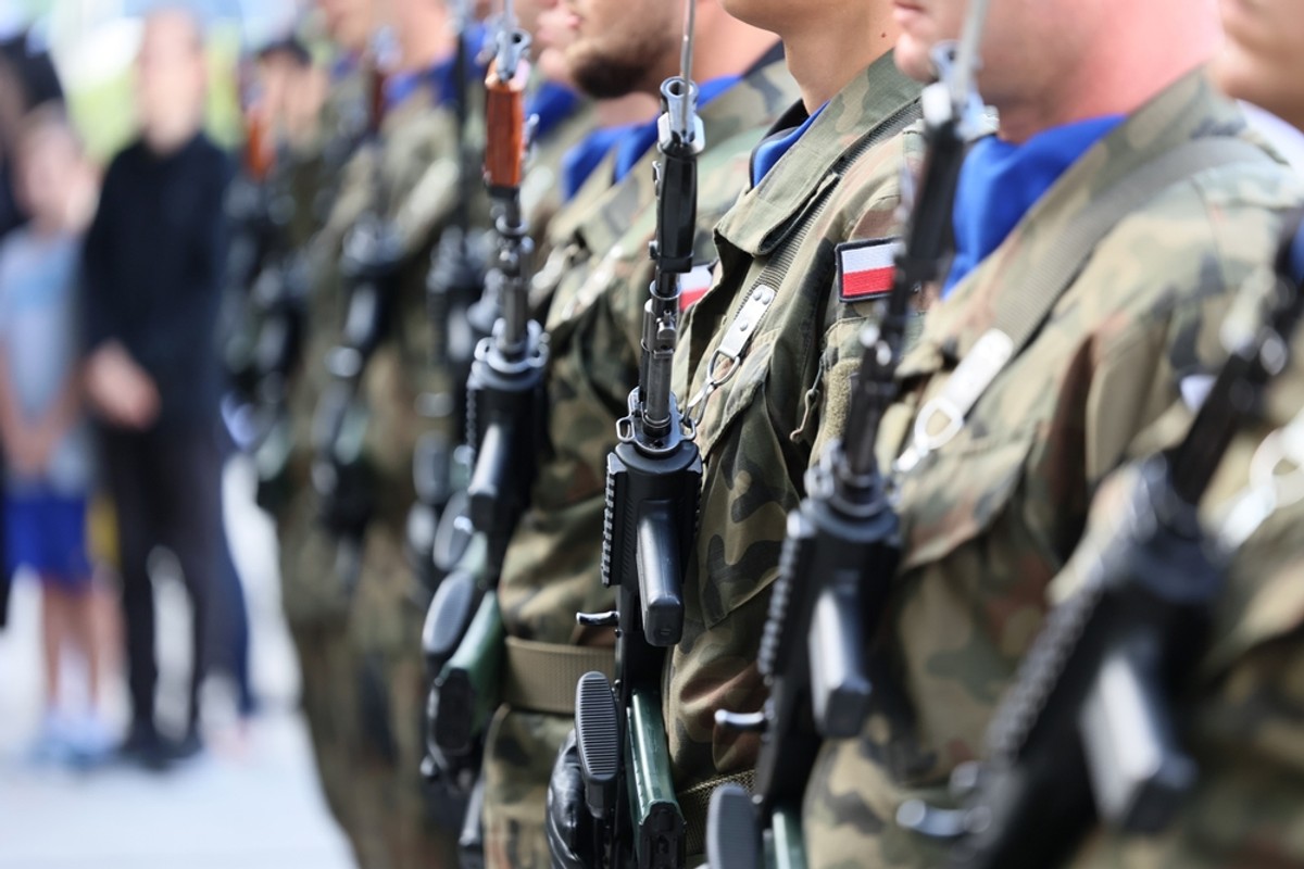 Duże zmiany dla żołnierzy. Tak będzie naliczany dodatek za długoletnią służbę wojskową
