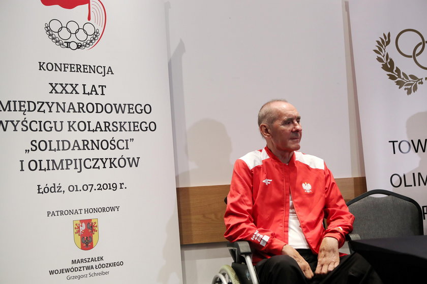 Ryszard Szurkowski (74 l.), który 10 czerwca 2018 roku uległ wypadkowi podczas wyścigu w Kolonii, nadal walczy o powrót do zdrowia.