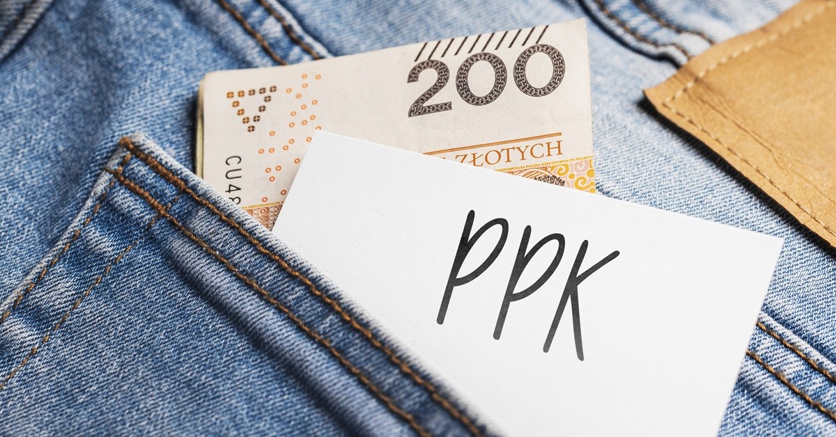 Zarabiasz i nie oszczędzasz w PPK? Orlik: To jak oddać część pensji! [WYWIAD]