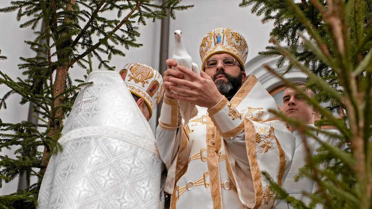 Na znaczenie w życiu religijnym postu i udziału w nabożeństwach zwraca uwagę prawosławny abp Jakub w orędziu z okazji Wielkiej Nocy, która w Cerkwi przypada w tym roku 5 maja. Dodał, że martwi brak udziału na tych nabożeństwach młodzieży i dzieci.