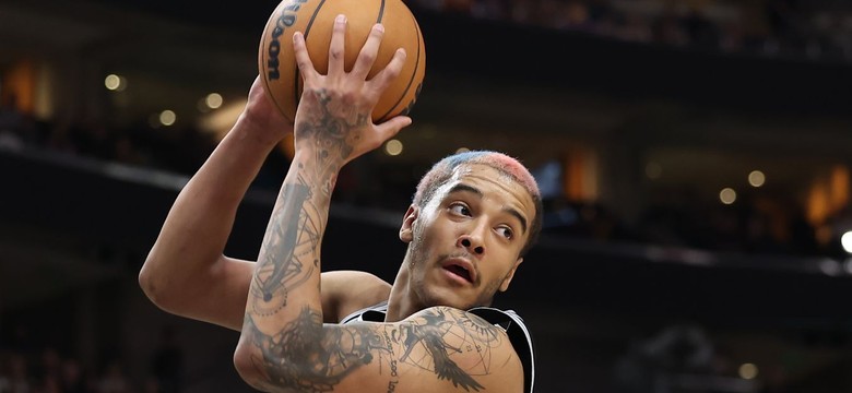 Liga NBA. Wygrana Spurs, pierwszy double-double Sochana w karierze