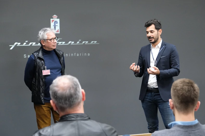 Po lewej Tadeusz Jelec, po prawej Marco Giumentaro z Pininfariny