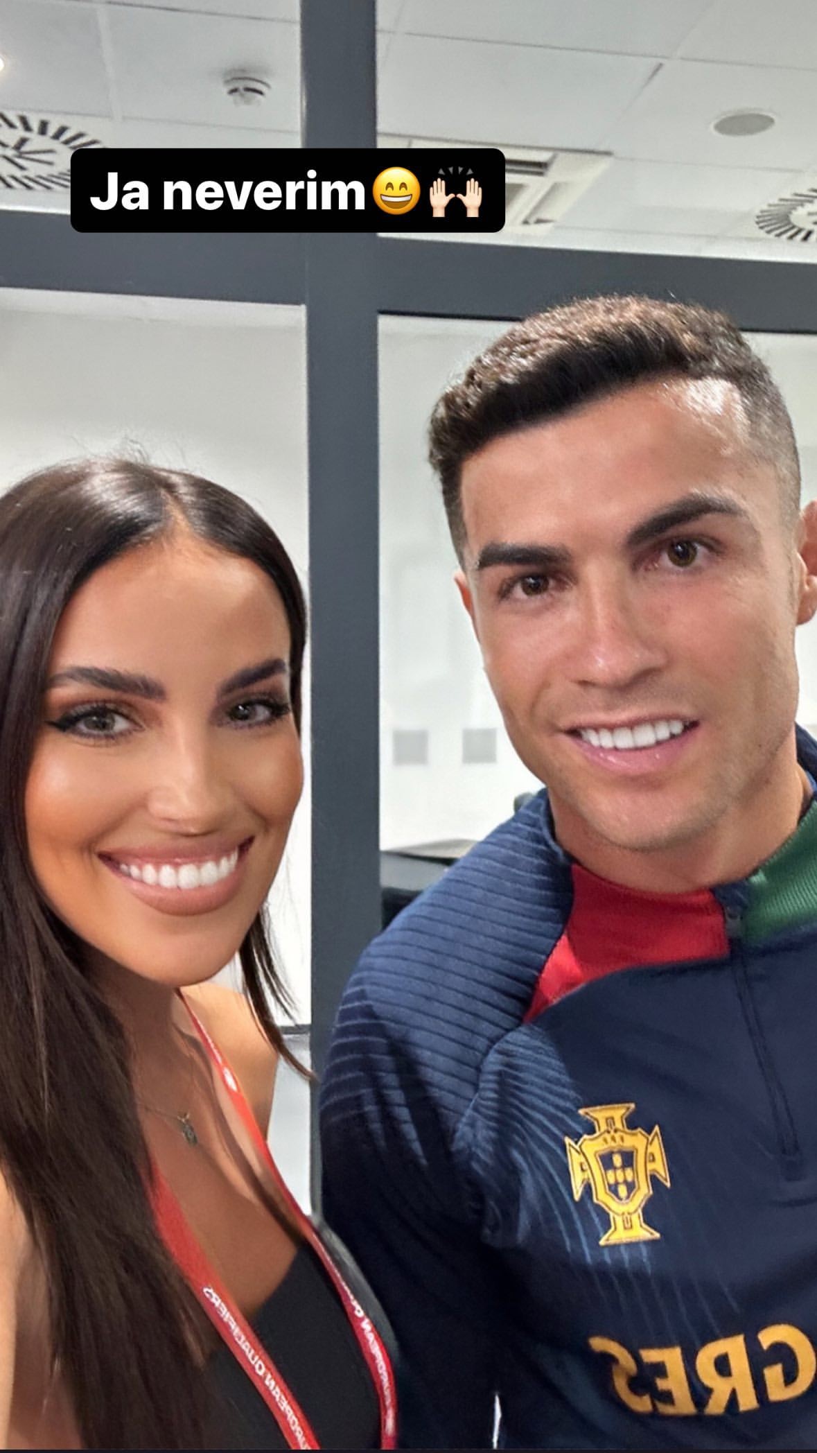 Športová moderátorka Simona Leskovská po boku Cristiana Ronalda.