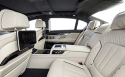 Dlaczego wybrano droższą ofertę na nowe limuzyny rządowe? Tak wyjaśnia to SOP