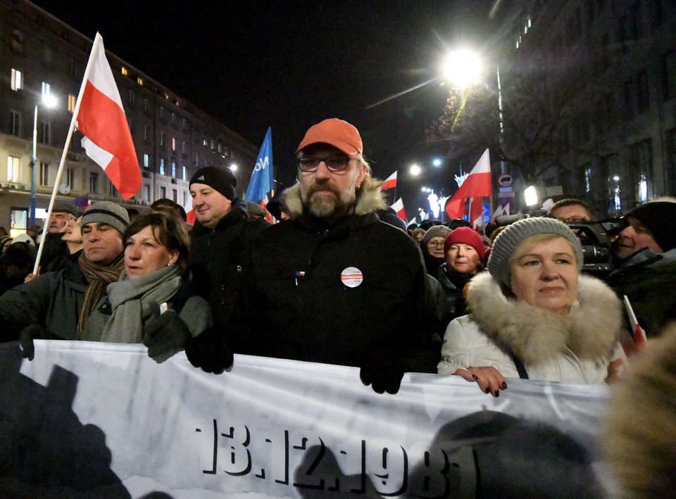 Demonstracje w dniu 35. rocznicy wprowadzenia stanu wojennego. Zobacz zdjęcia!