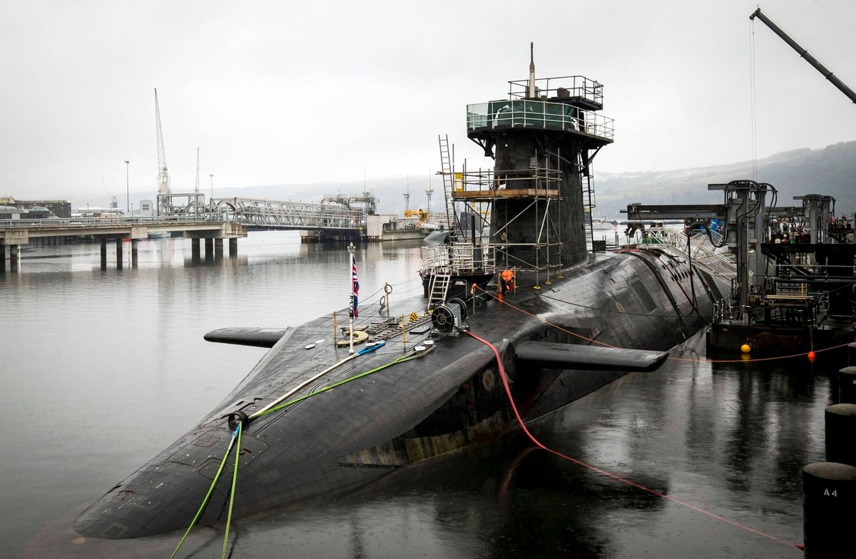 Okręt podwodny klasy Vanguard HMS Vigilant