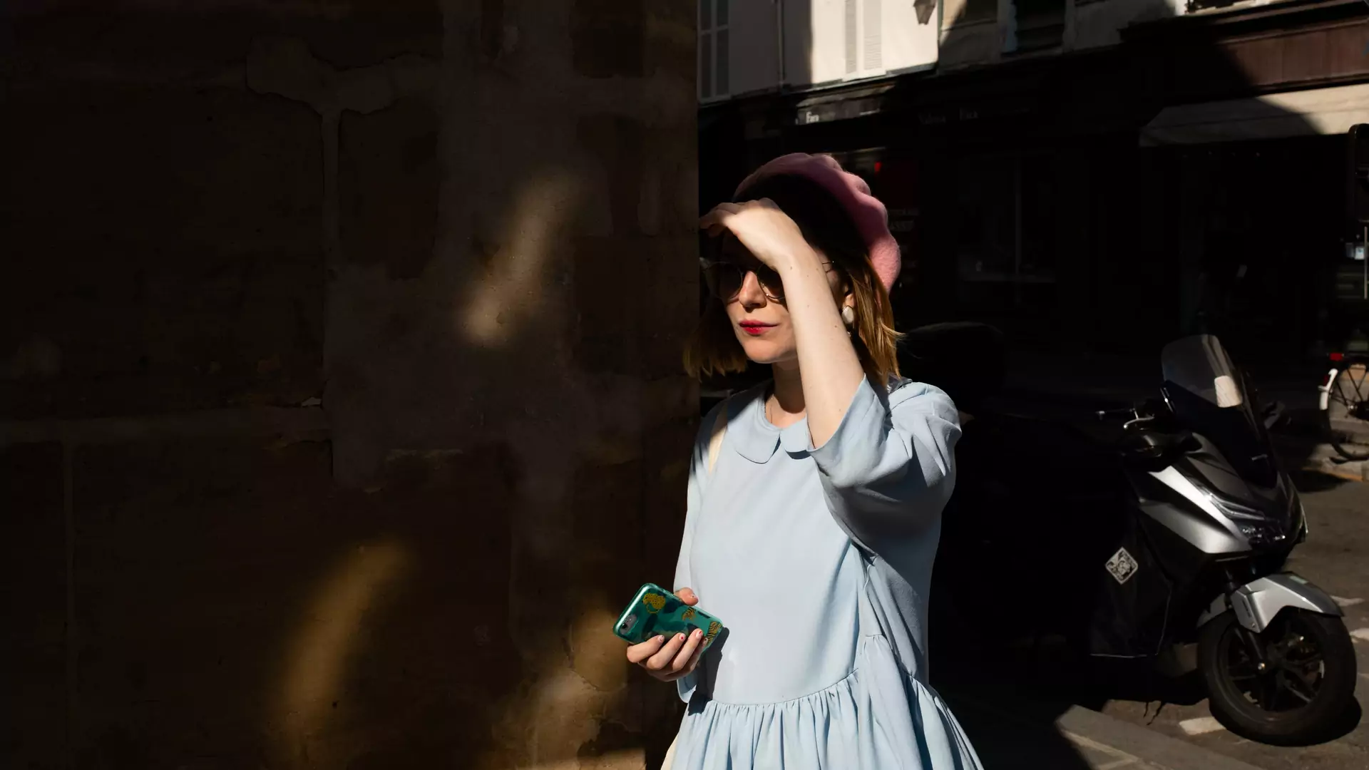 Parisian style, aesthetic details czy minimalistic girl? Modne trendy na Instagramie