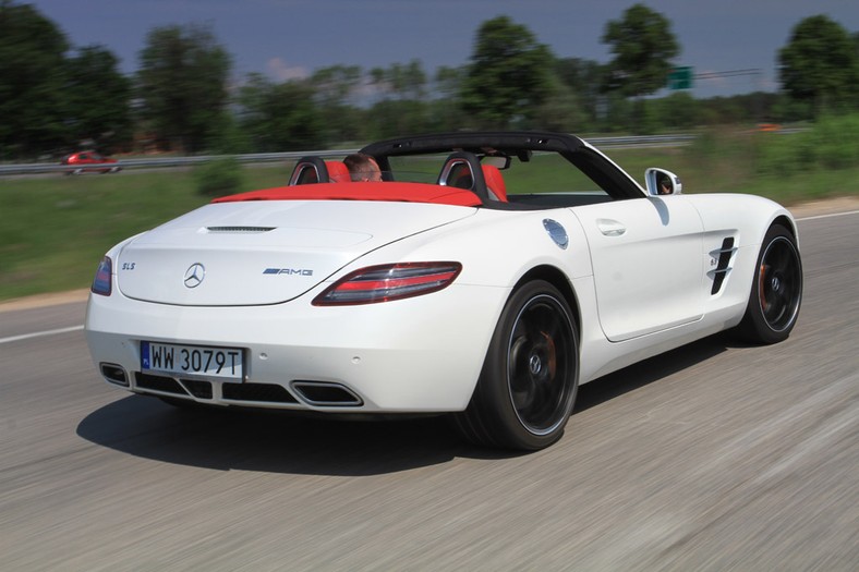 Mercedes SLS AMG Roadster: działa jak narkotyk