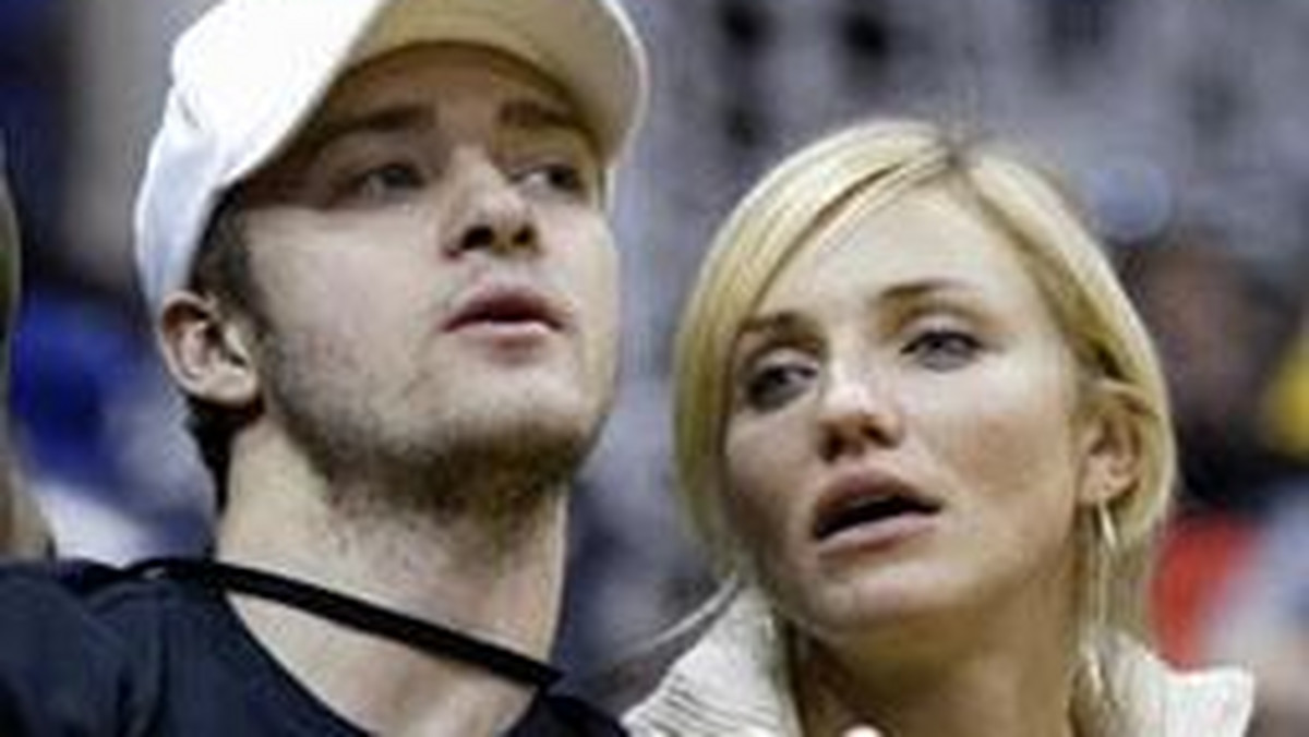 Justin Timberlake podsycił plotki o kryzysie jego związku z Cameron Diaz wychodząc z nowojorskiego klubu w towarzystwie pewnej blondynki.