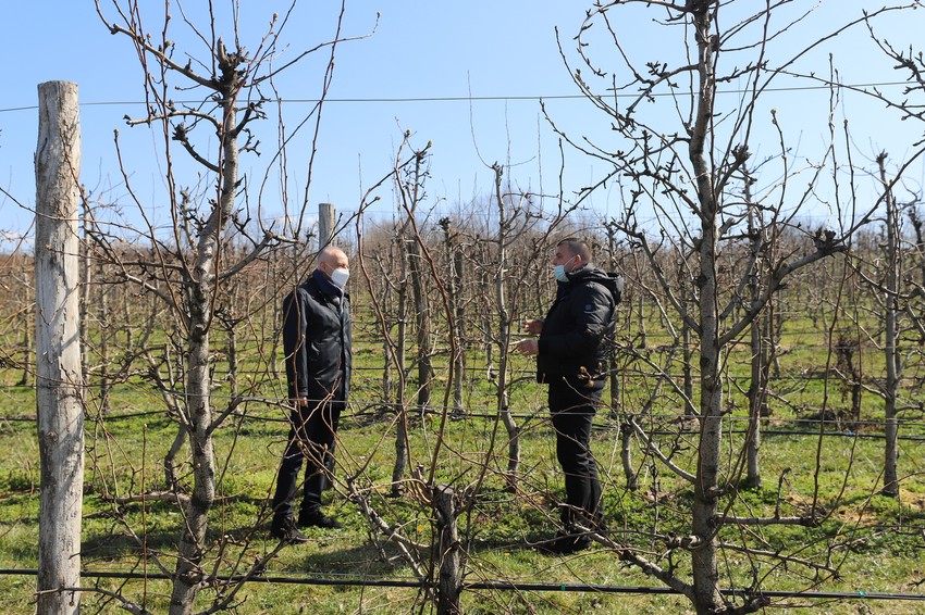 Zoran Radojičić u poseti gazdinstvu u Mladenovcu