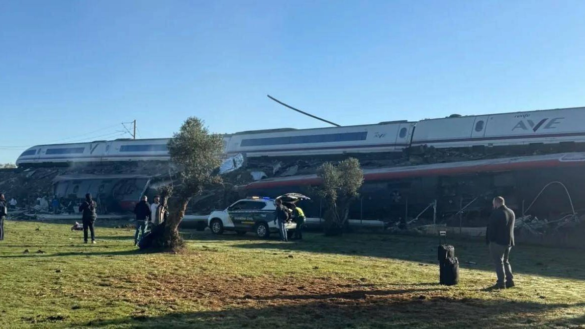 Ce arată înregistrările despre accidentul din Spania: controlorii știau că trenul Iryo era blocat, dar nu au avertizat mecanicul AVE