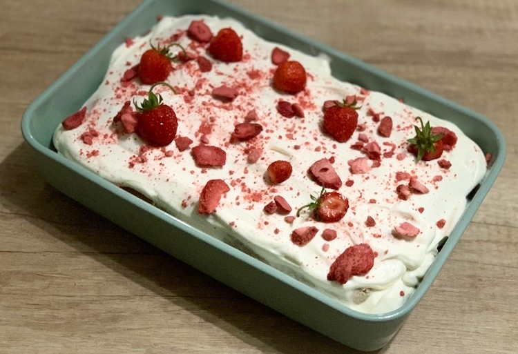 Sladká kombinácia mascarpone, jahôd a piškót, ktorá nikdy nesklame.