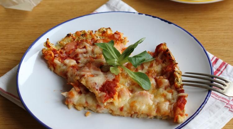 Mit süssek ma? Íme egy remek Sonkás karfiolpizza recept. (Fotó: Ringier)