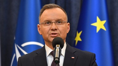 Andrzej Duda grozi Sejmowi. Konstytucjonalista: decyzja prezydenta jest absurdalna