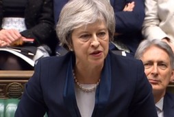 Theresa May głosowanie Brexit