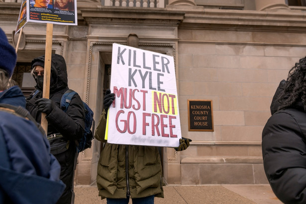 Manfestacje podczas procesu Kyle'a Rittenhouse'a, Kenosha, Wisconsin