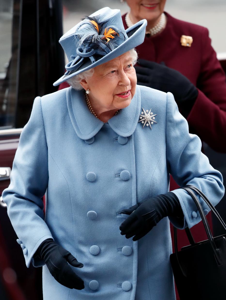 II. Erzsébet királynő nagyon aggódik az idősebb fiáért. / Fotó: GettyImages