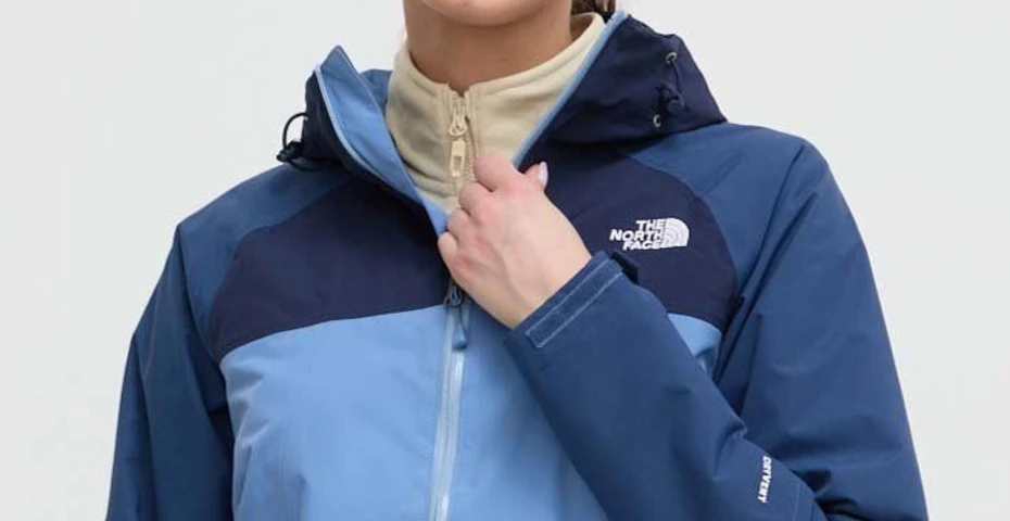 Hit dla 60-latek! Przejściowe kurtki The North Face za grosze. Idealne na deszcz!