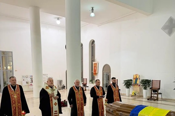 ZA JEDNE NACISTIČKI SARADNIK, ZA DRUGE HEROJ Zelenski sahranio kontroverznog vođu uz najviše državne počasti: Ekshumiran sa suprugom posle 60 godina