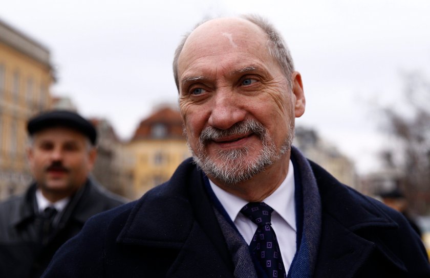 Macierewicz u Rydzyka. O czym mówił?