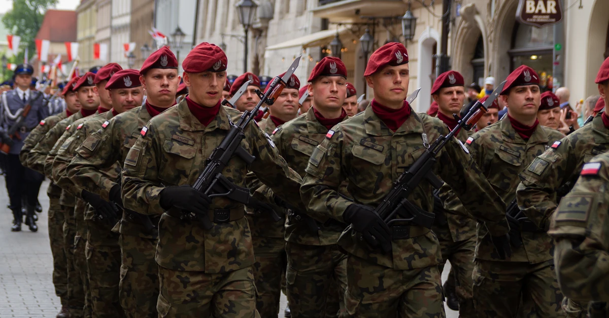 Flota cieni, sabotaże, drony i prowokacje. Sejmowa komisja mówi o zewnętrznych zagrożeniach dla Polski