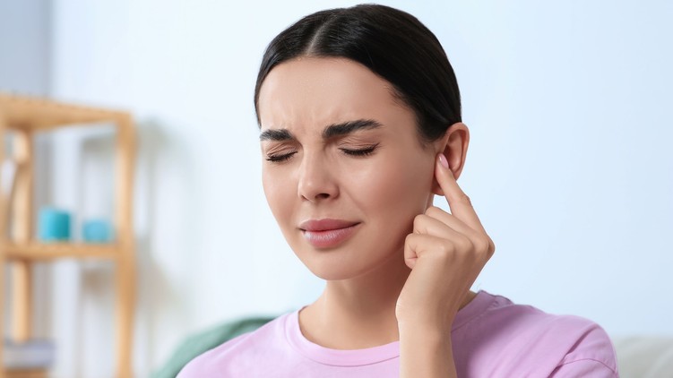 fülcsengés oka pulzál folyamatos