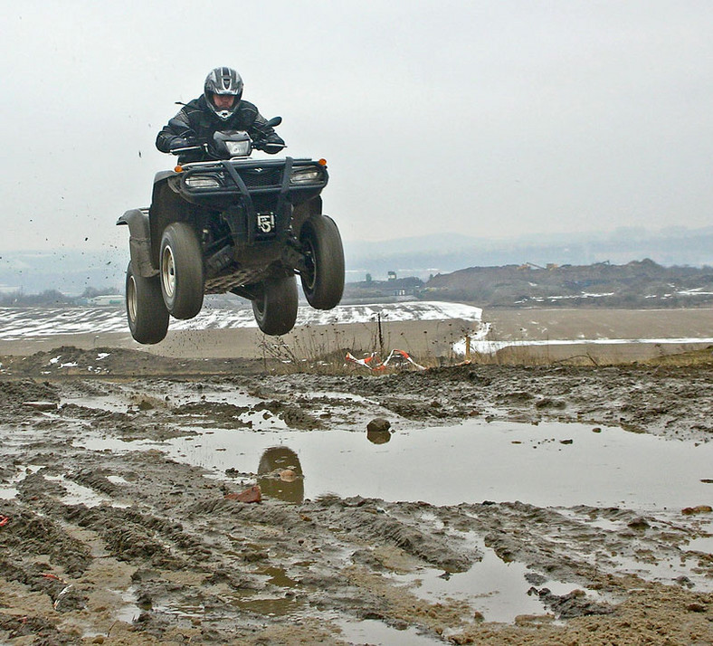 Suzuki Kingquad LTA 750 AXi LE 4x4 – śnieżne szaleństwo