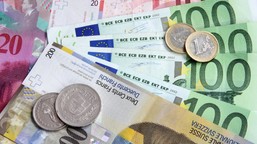 złoty słabnie. euro, dolar i frank w górę [kursy walut. czwartek 5.03.2026]