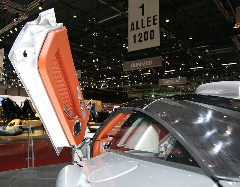 Genewa 2009: Spyker C8 Aileron – premiera wersji seryjnej