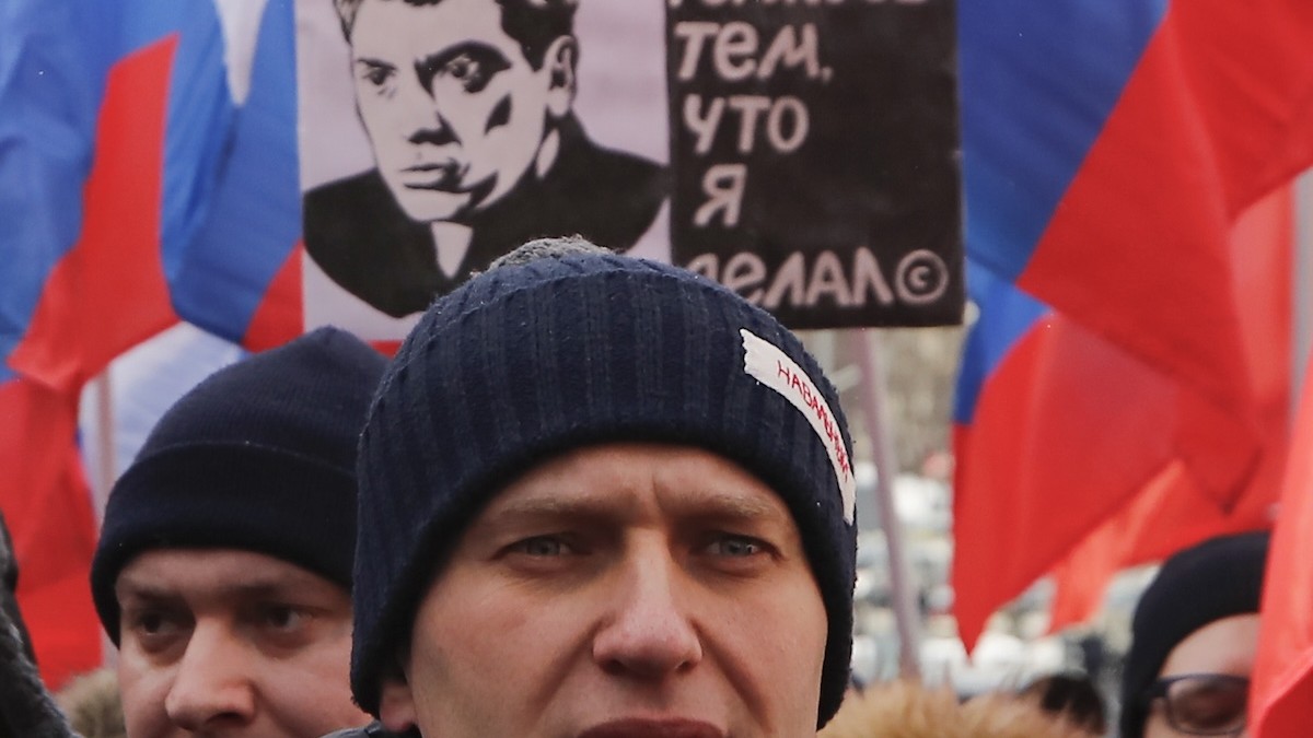 Ruský opozičný líder Alexej Navaľnyj sa 25. februára 2018 v Moskve zúčastňuje zhromaždenia pri príležitosti tretieho výročia úmrtia opozičníka Borisa Nemcova.