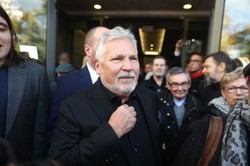 Kwaśniewski: Tusk jest złem, z którym PiS walczy. Powinien postawić na Trzaskowskiego