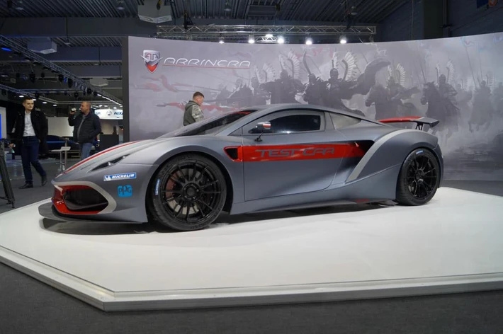 Arrinera Hussarya