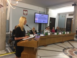 W niepracujących Polkach wrze potencjał. Da się go wyrazić w PKB!