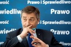 Marszałek Sejmu o lotach z rodziną: Dokonam wpłaty na cele charytatywne