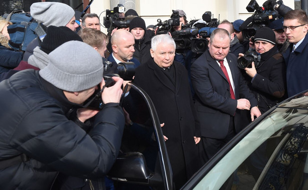 Kaczyński spotkał się z Cameronem. Szef PiS: Uzyskaliśmy korzystne rozwiązania ws. zasiłków dla Polaków na Wyspach