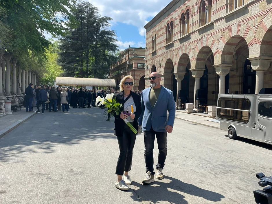 Tanja Rađenović na sahrani