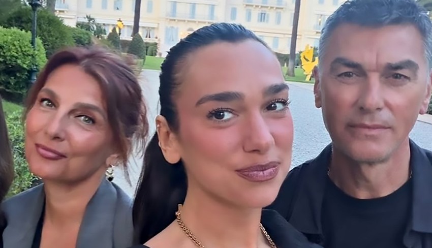 Dua Lipa sa roditeljima