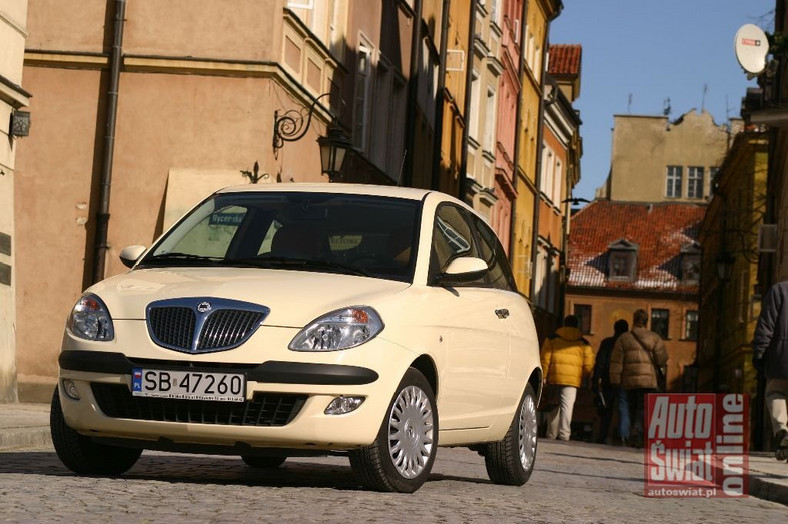 Lancia Ypsilon