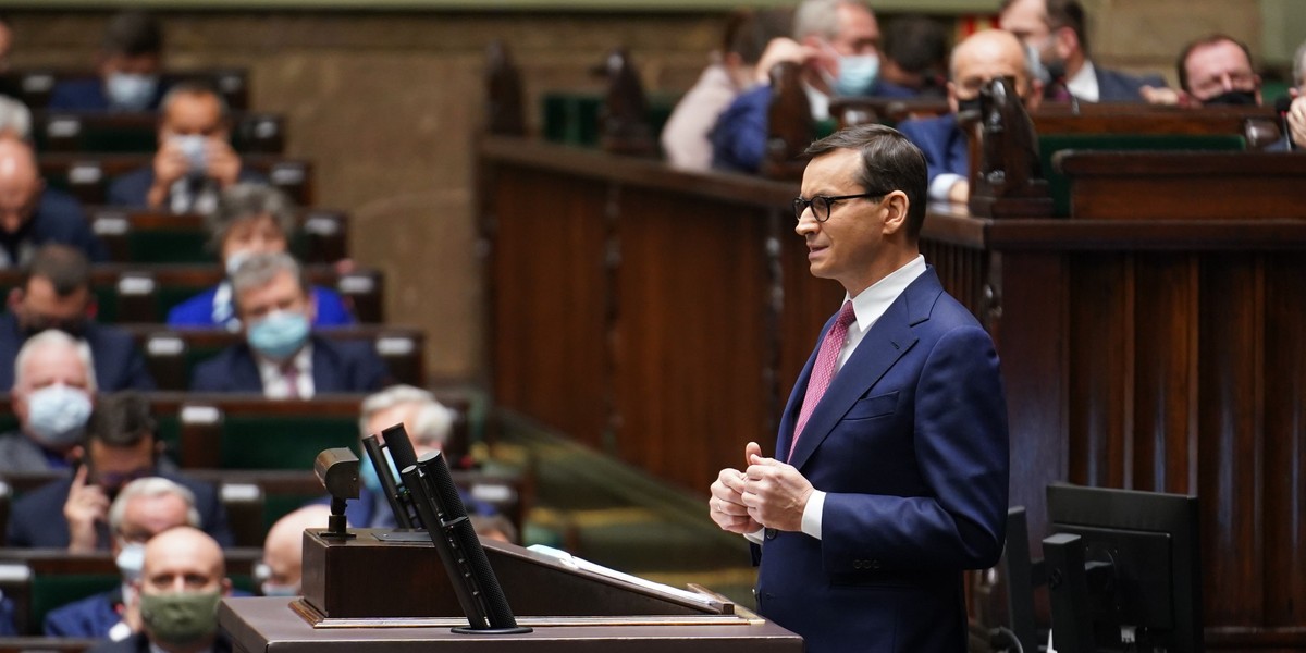 Mateusz Morawiecki informował w Sejmie o działaniach rządu w obliczu kryzysu migracyjnego.