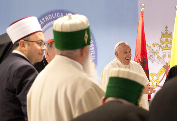 Pierwsza wizyta papieża w Europie. Franciszek był w Albanii