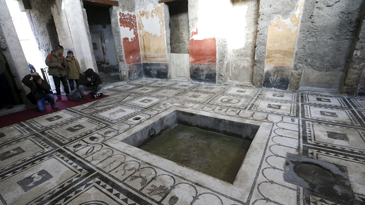 A view of one of the six restored domus unveiled today during a ceremony led by Italian Prime Minister Matteo Renzi at the archaeological site of Pompeii, Italy