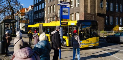 Autobusy jadą inaczej. Zmiany w prawie 100 liniach z powodu epidemii