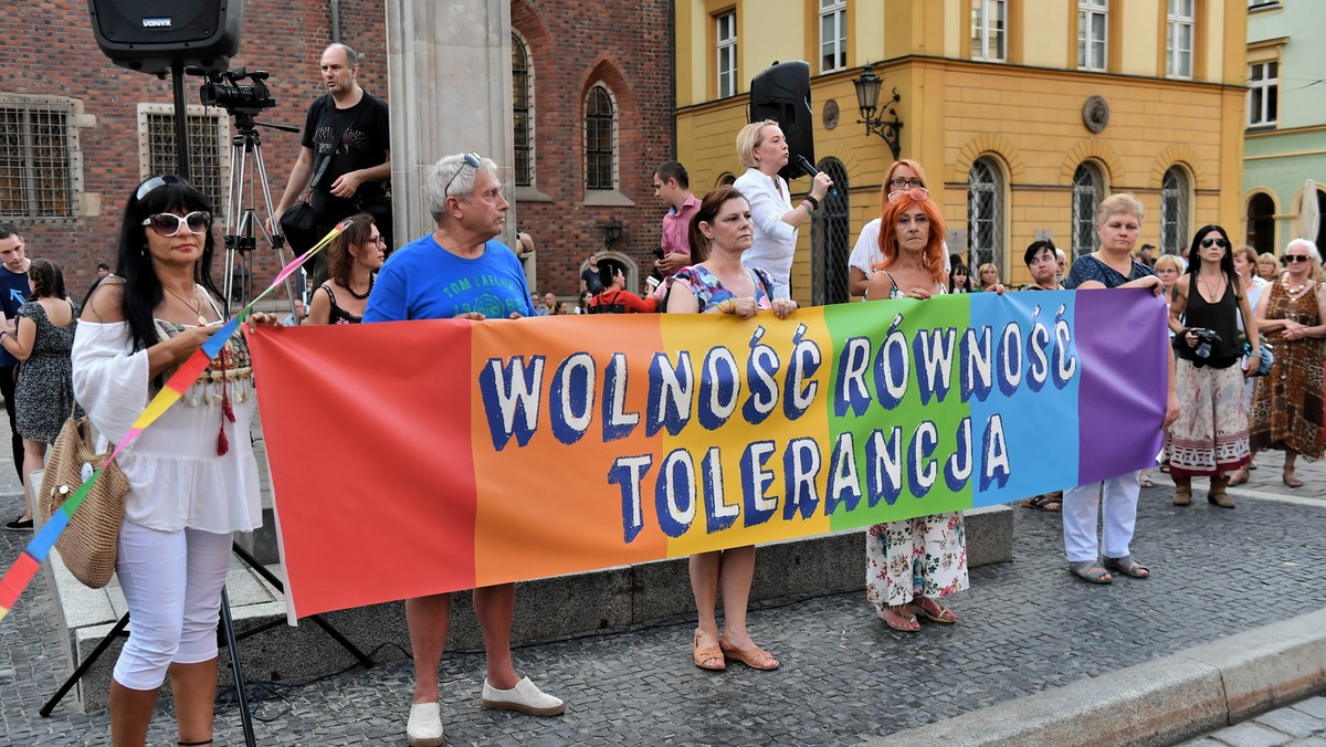 Wrocław: pikieta solidarnościowa z Białymstokiem 