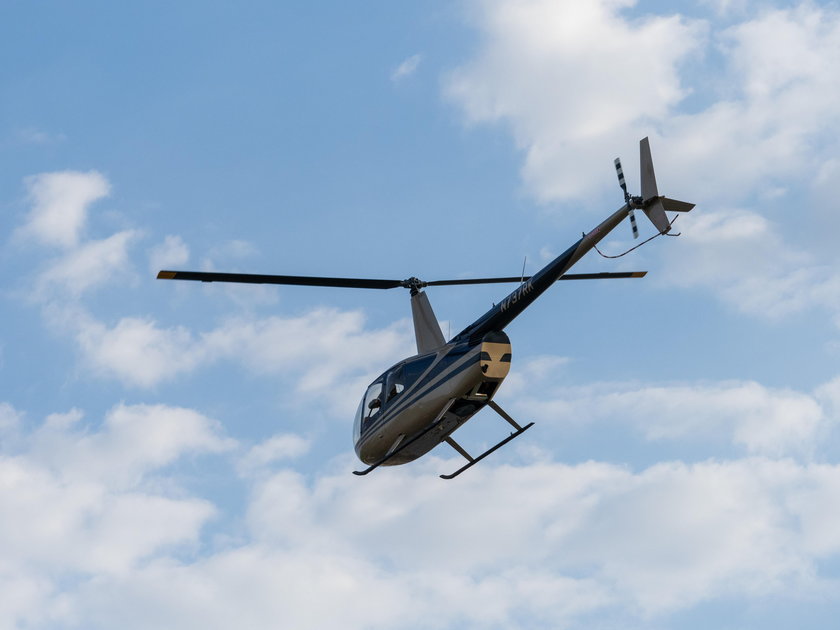 Helikopter wylądował na parkingu w Łodzi