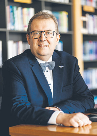 Dr Wojciech Federczyk, dyrektor Krajowej Szkoły Administracji Publicznej