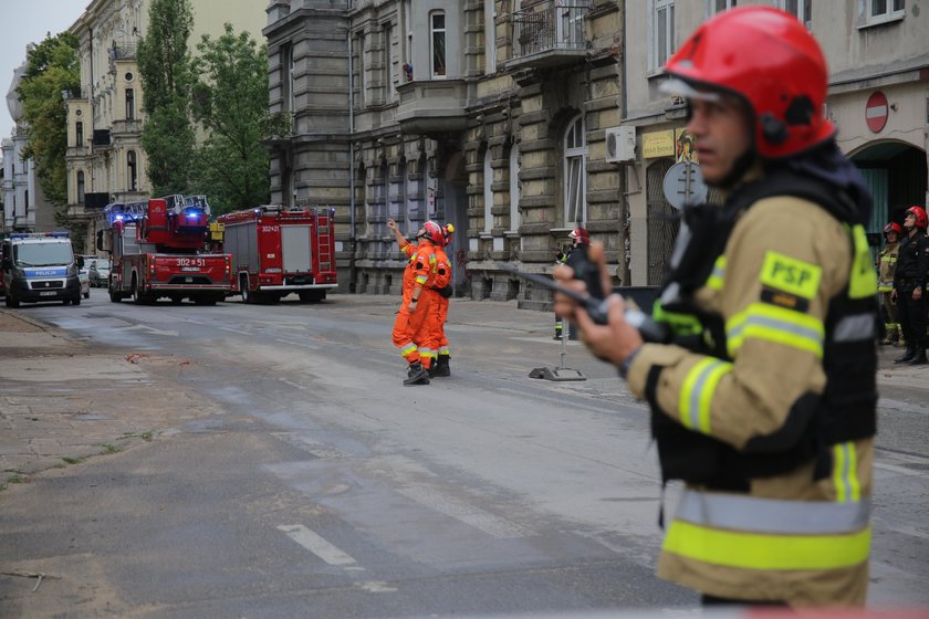 Runęła kamienica przy Rewolucji