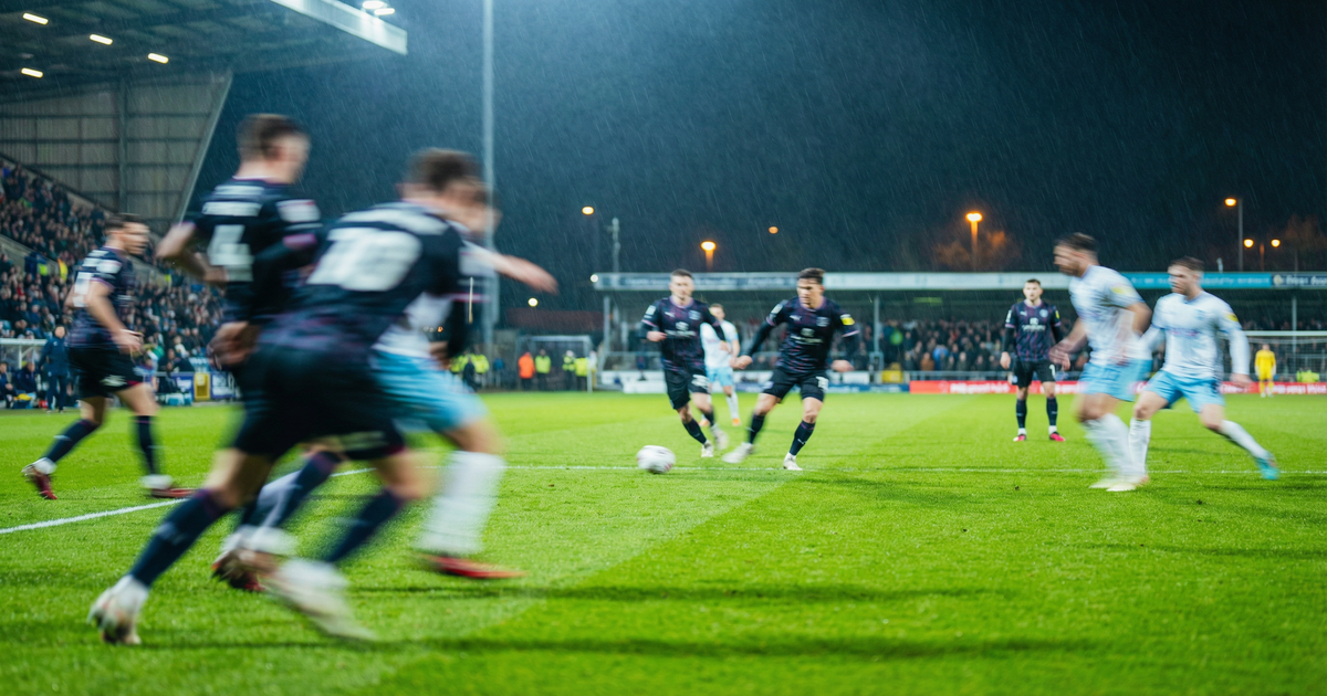 9-Tore-im-Kellerduell-Magdeburg-schl-gt-F-rth-5-4-mit-Zukowski-Hattrick