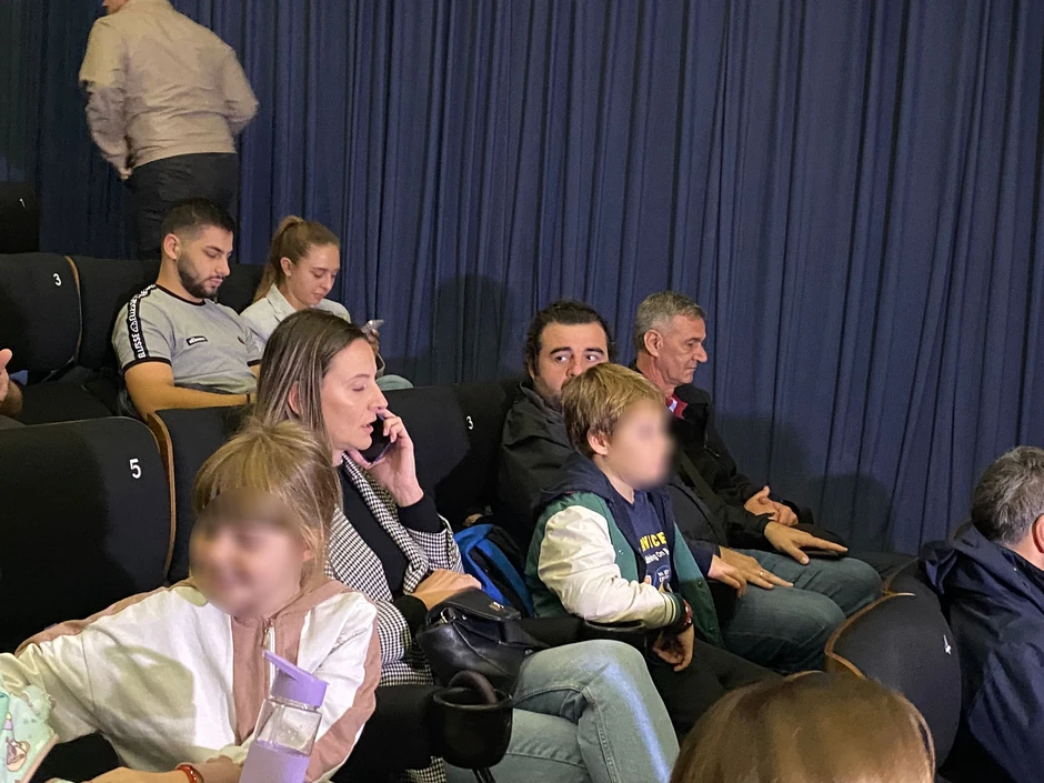 Glumac Branko Janković sa ženom i decom